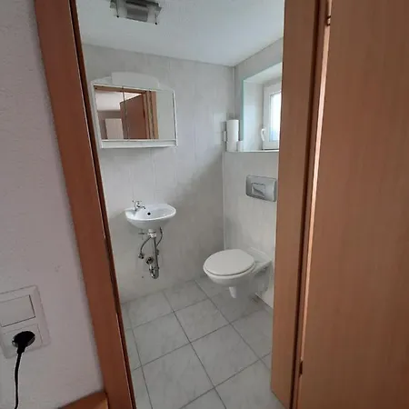 Biberach-riss-zimmer-frei, Einzel-zimmer Bad Kueche Casa de hóspedes 3*