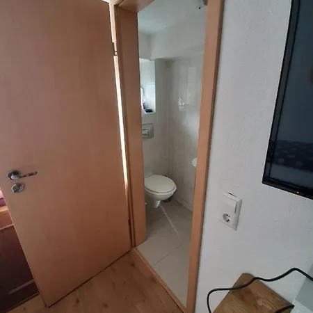 Casa de hóspedes Biberach-riss-zimmer-frei, Einzel-zimmer Bad Kueche 3*