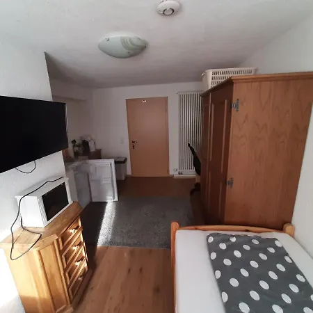 Biberach-riss-zimmer-frei, Einzel-zimmer Bad Kueche 3* Birkenhard