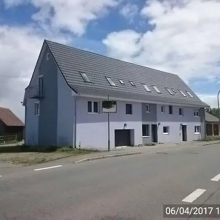 Casa de hóspedes Biberach-riss-zimmer-frei, Einzel-zimmer Bad Kueche 3*