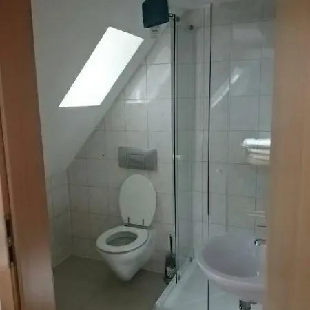 Biberach-riss-zimmer-frei, Einzel-zimmer Bad Kueche Birkenhard