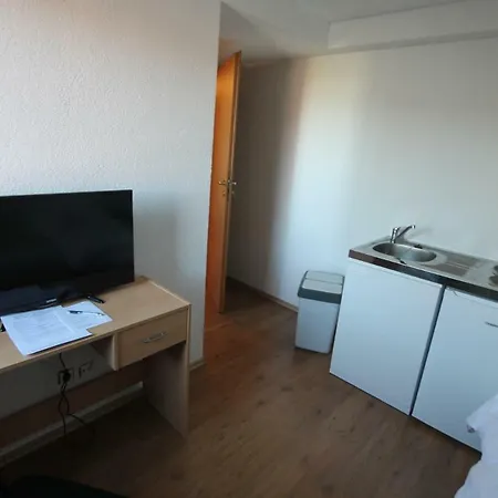 Casa de hóspedes Biberach-riss-zimmer-frei, Einzel-zimmer Bad Kueche