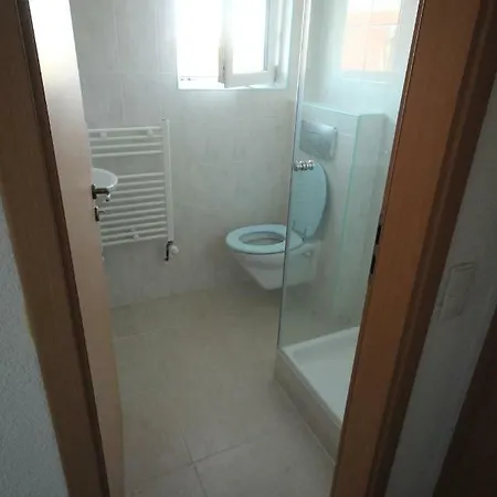 Biberach-riss-zimmer-frei, Einzel-zimmer Bad Kueche 3* Birkenhard